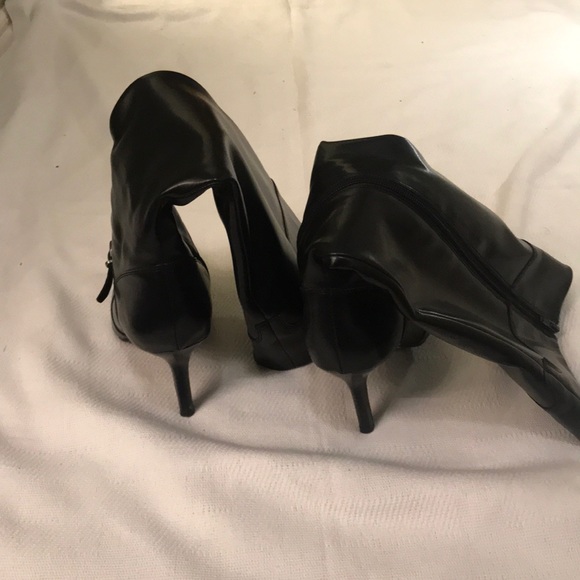 Black boots over the knee with buckle zipper - Picture 2 of 4